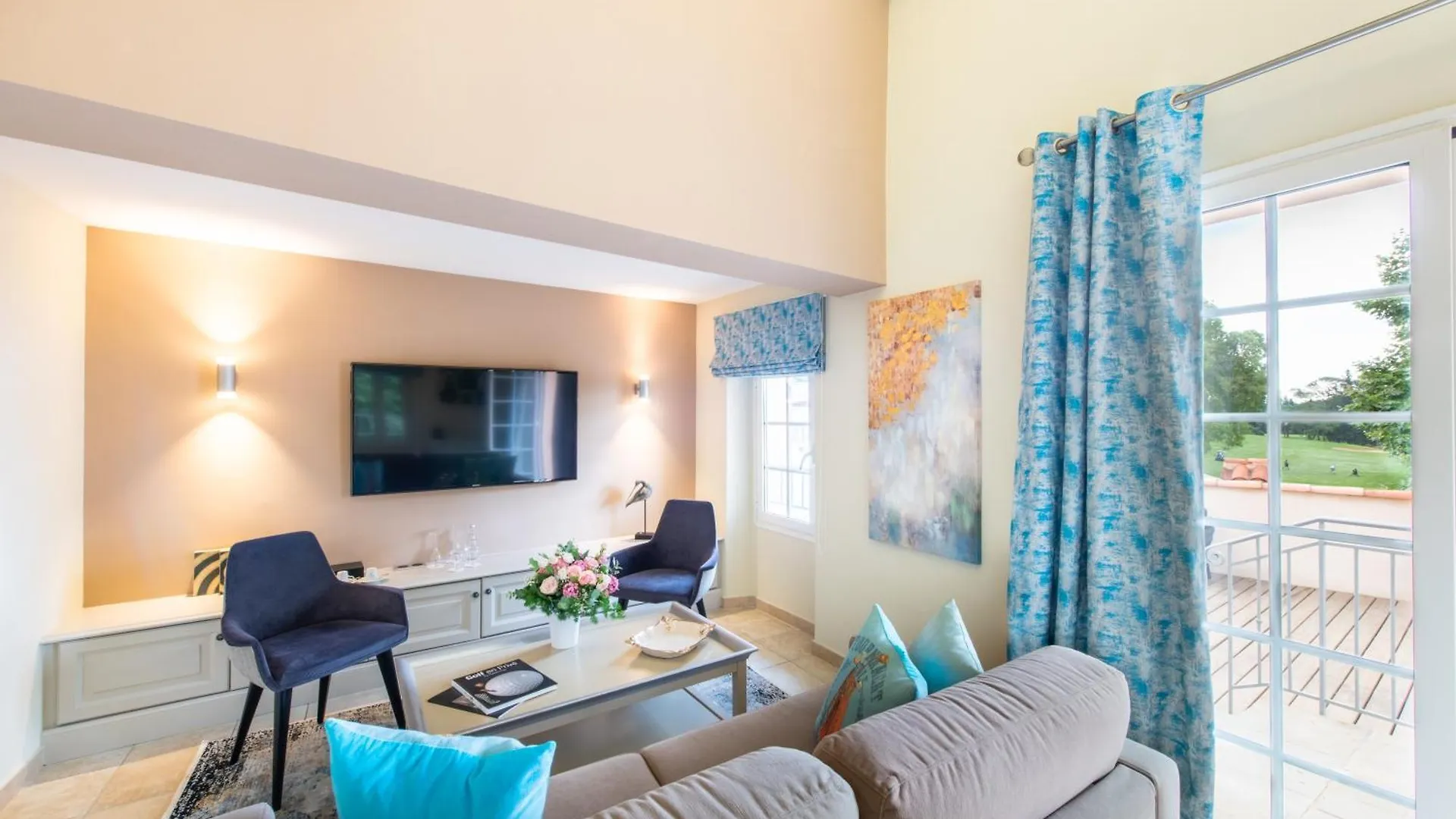 Hotel Golf & Spa Chateau De La Begude The Originals Collection Valbonne