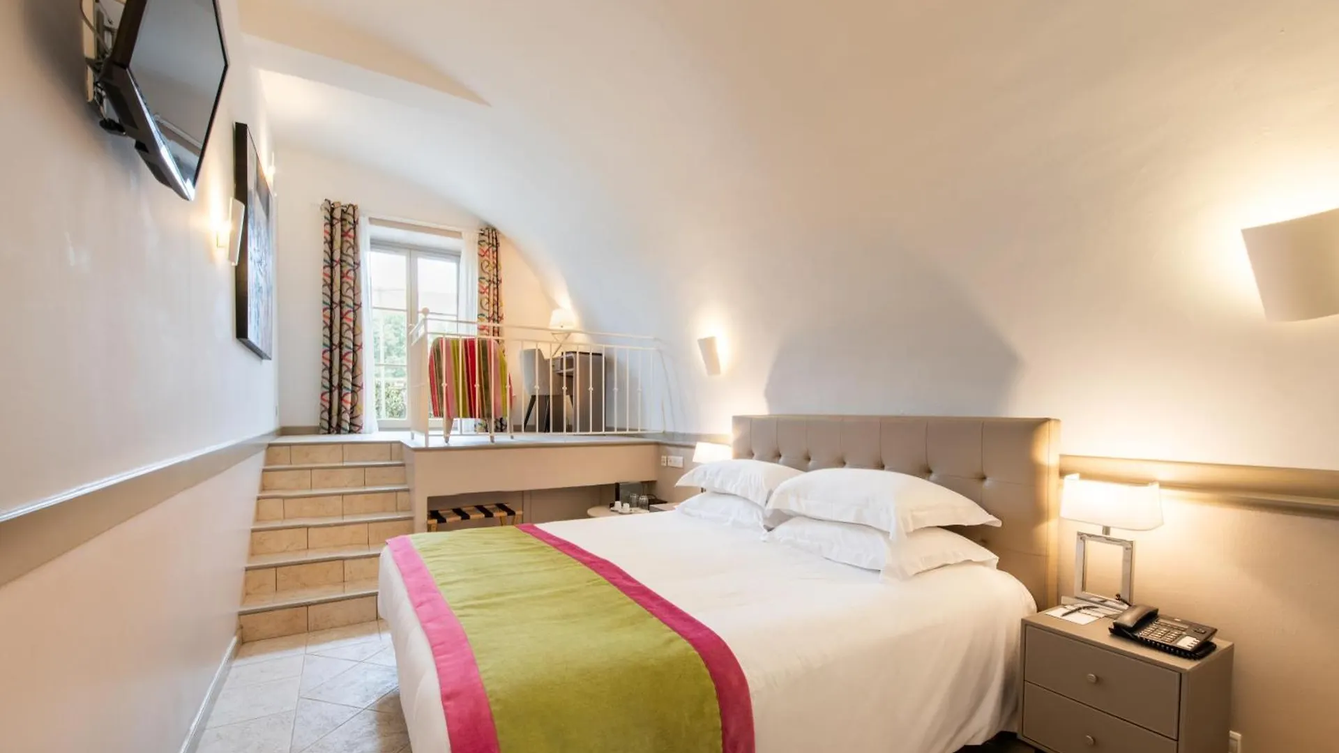 Hotel Golf & Spa Chateau De La Begude The Originals Collection Valbonne