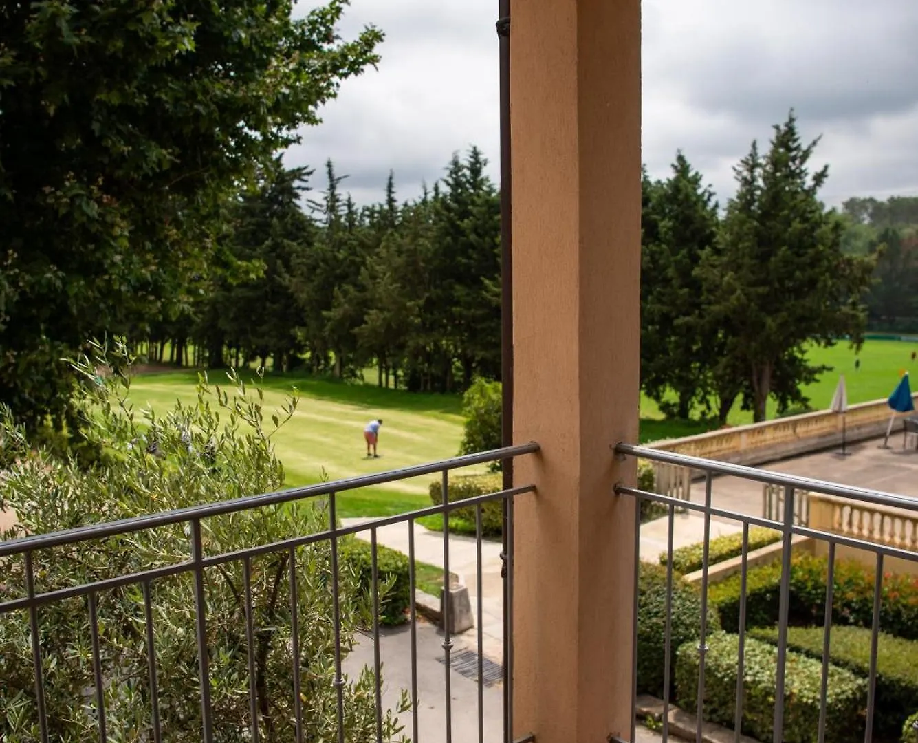 ****  Hotel Golf & Spa Chateau De La Begude The Originals Collection Valbonne France