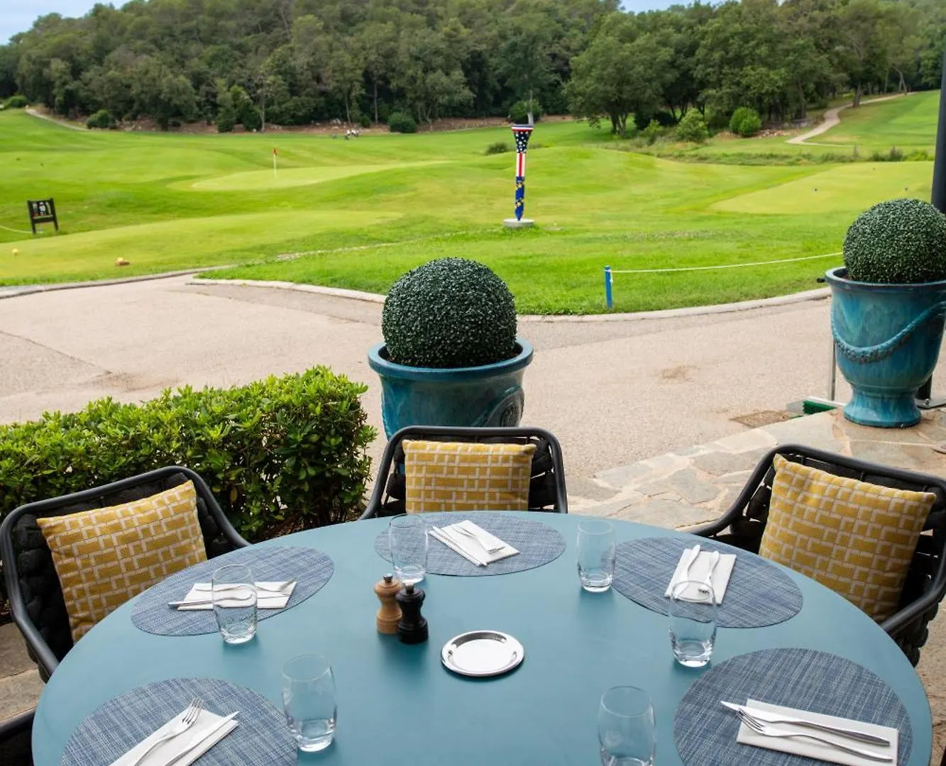 Hotel Golf & Spa Chateau De La Begude The Originals Collection Valbonne